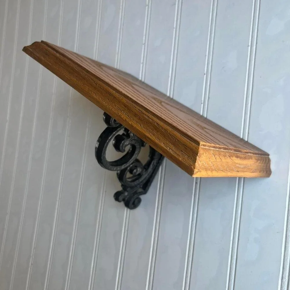 Vintage Faux Wood Wall Shelf with Ornate Bracket – Rustic Farmhouse Decor